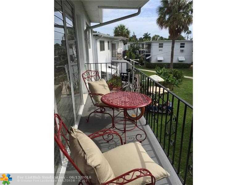 1050 SE 14th Pl 15D, Fort Lauderdale, FL 33316