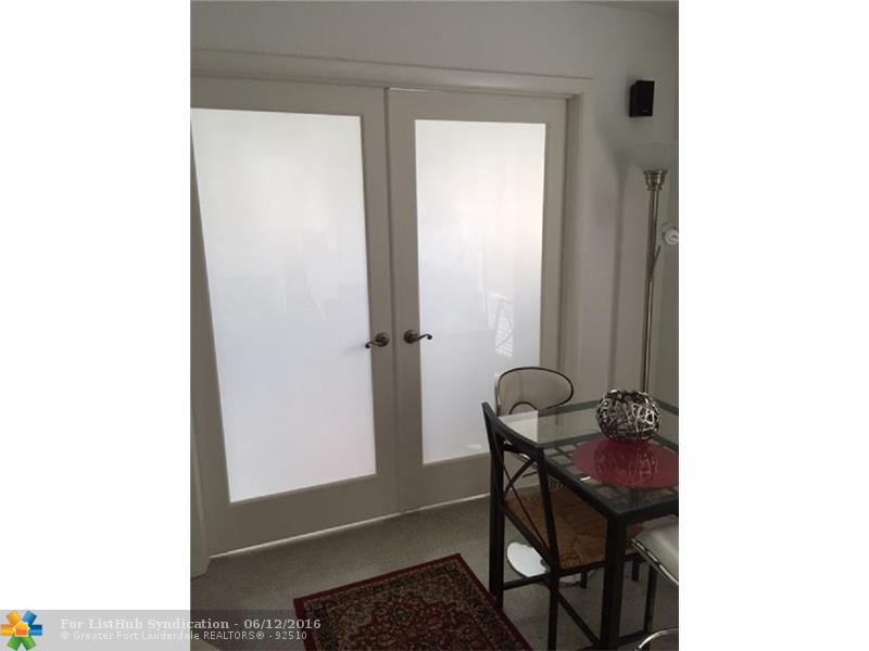 1050 SE 14th Pl 15D, Fort Lauderdale, FL 33316