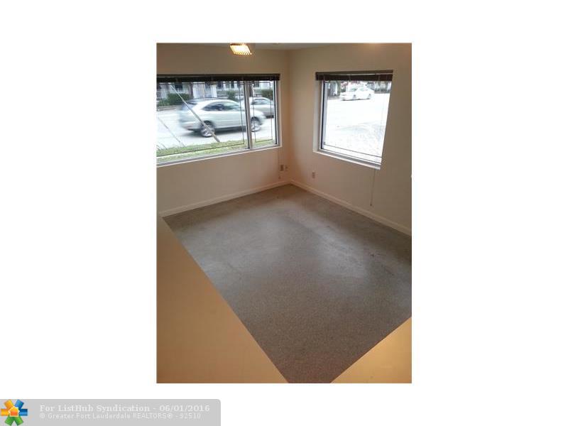 220 SE 12th St, Fort Lauderdale, FL 33316