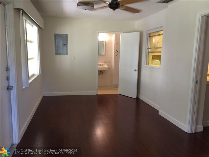 1311 SE 3rd Ave front, Fort Lauderdale, FL 33316