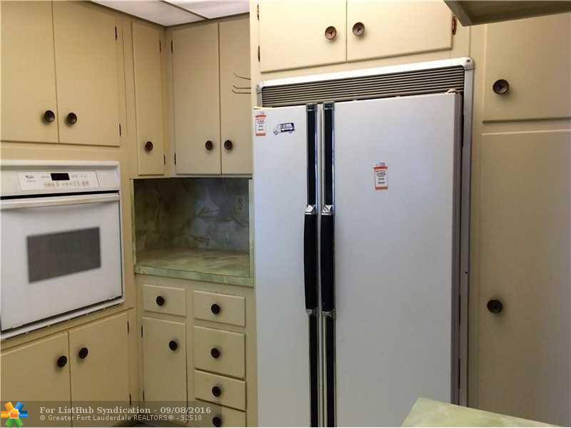1311 SE 3rd Ave front, Fort Lauderdale, FL 33316