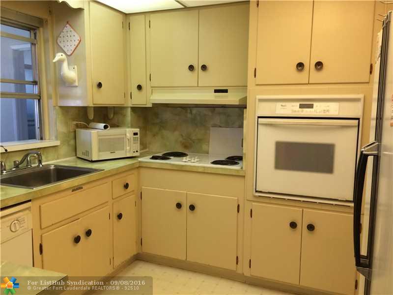 1311 SE 3rd Ave front, Fort Lauderdale, FL 33316