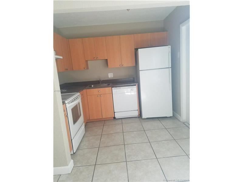 4637 Northwest 9th Dr, Plantation, FL 33317