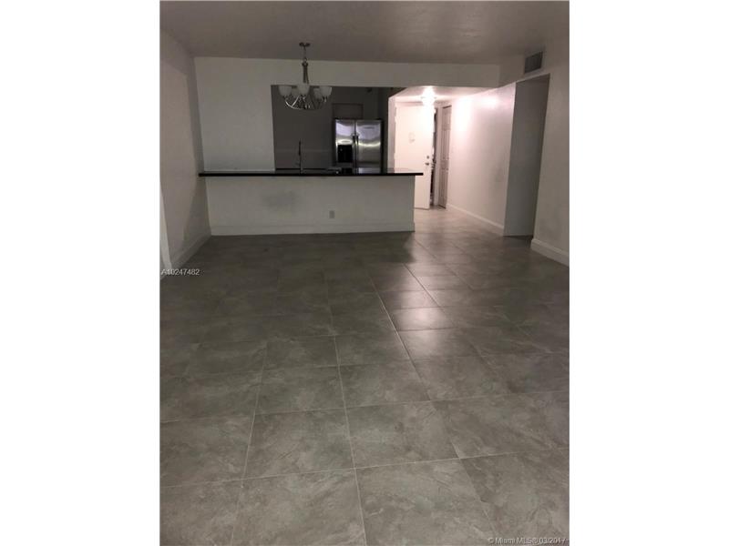 404 NW 68th Ave 115, Plantation, FL 33317