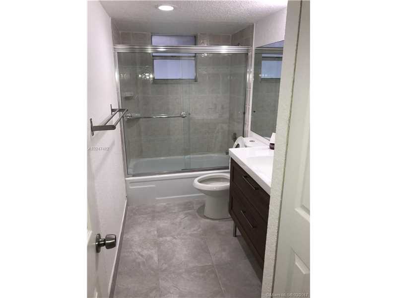 404 NW 68th Ave 115, Plantation, FL 33317