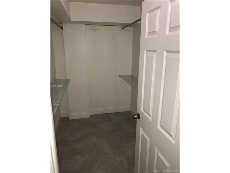 404 NW 68th Ave 115, Plantation, FL 33317