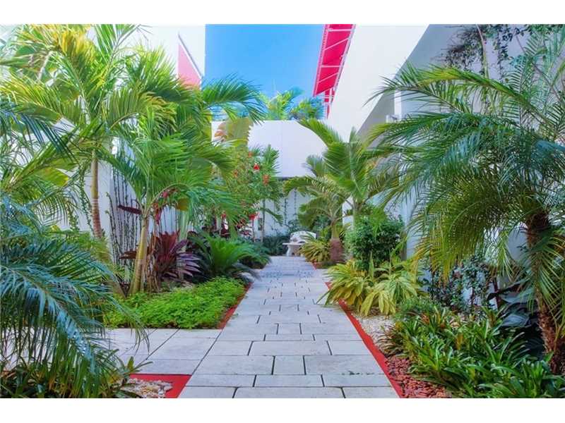 6950Cypress Rd, Plantation, FL 33317