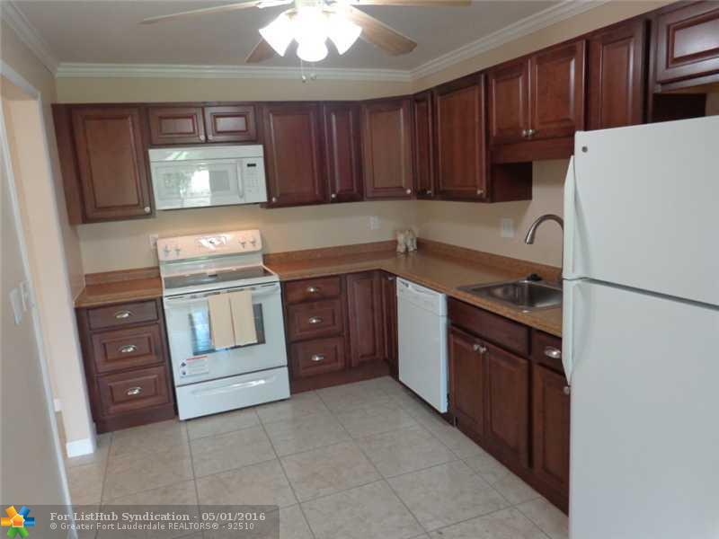 2131 NOVA VILLAGE DR 2131, Davie, FL 33317