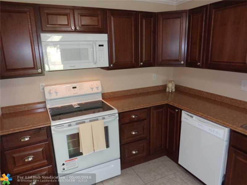2131 NOVA VILLAGE DR 2131, Davie, FL 33317