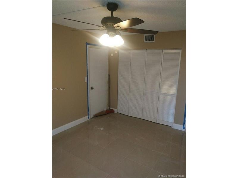 5550 Northwest 44 St, Lauderhill, FL 33319