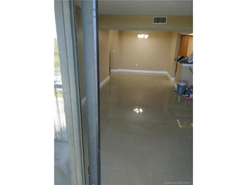 5550 Northwest 44 St, Lauderhill, FL 33319