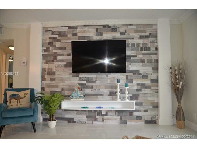 5102 NW 36th St 412, Lauderdale Lakes, FL 33319