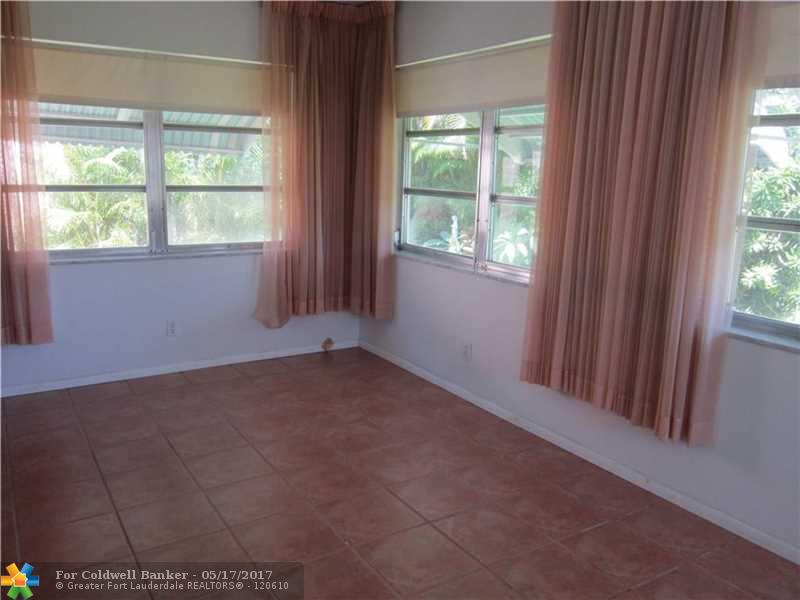 4403 NW 47th Ct, Tamarac, FL 33319