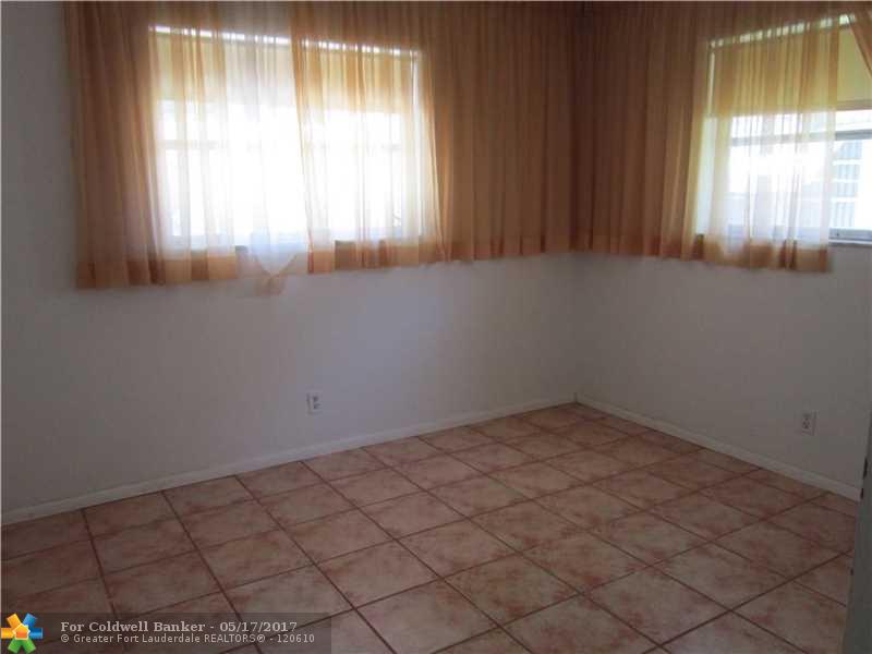 4403 NW 47th Ct, Tamarac, FL 33319