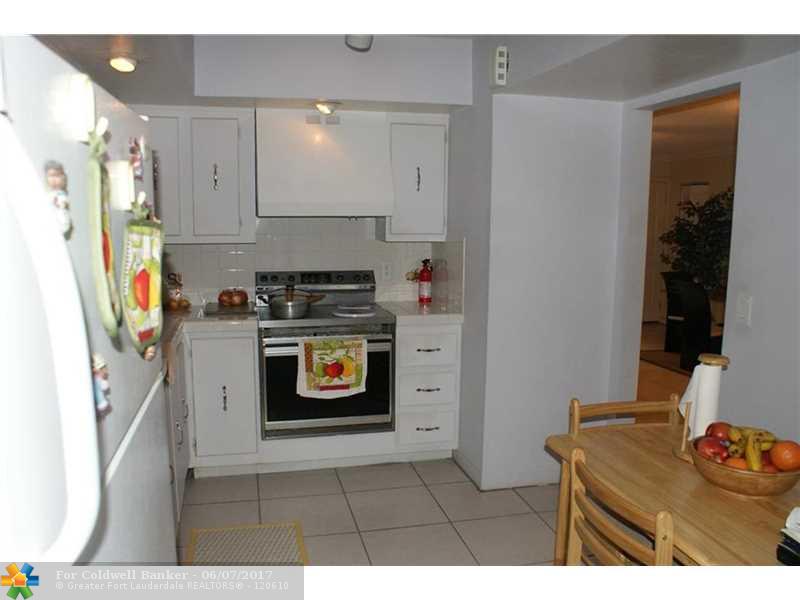 5850 NW 57th Ave, Tamarac, FL 33319