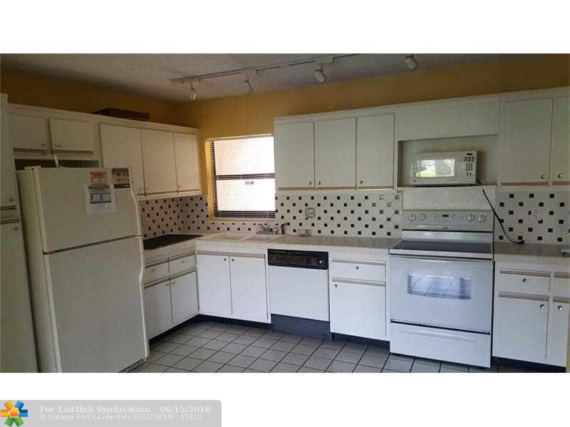 3253 Inverrary Blvd 3253, Lauderhill, FL 33319