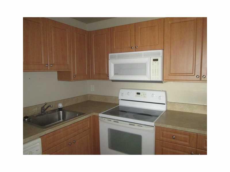 4174Inverrary Dr, Lauderhill, FL 33319