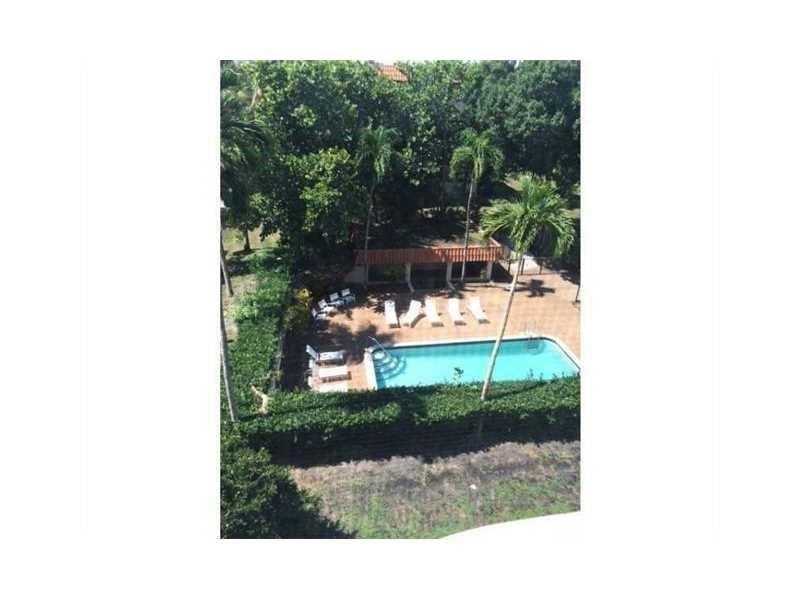 6361 North FALLS CIRCLE DR, Lauderhill, FL 33319