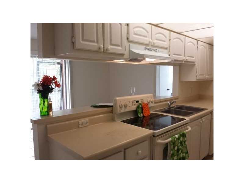 4453Treehouse Ln, Tamarac, FL 33319