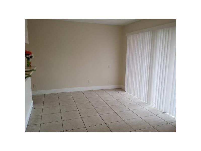 4453Treehouse Ln, Tamarac, FL 33319
