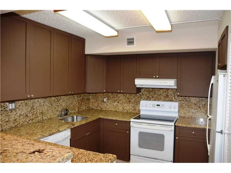 7091Environ Blvd, Lauderhill, FL 33319