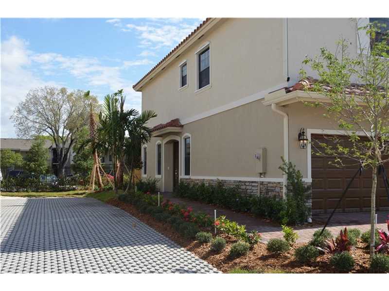 5961 Northwest 56th, Tamarac, FL 33319