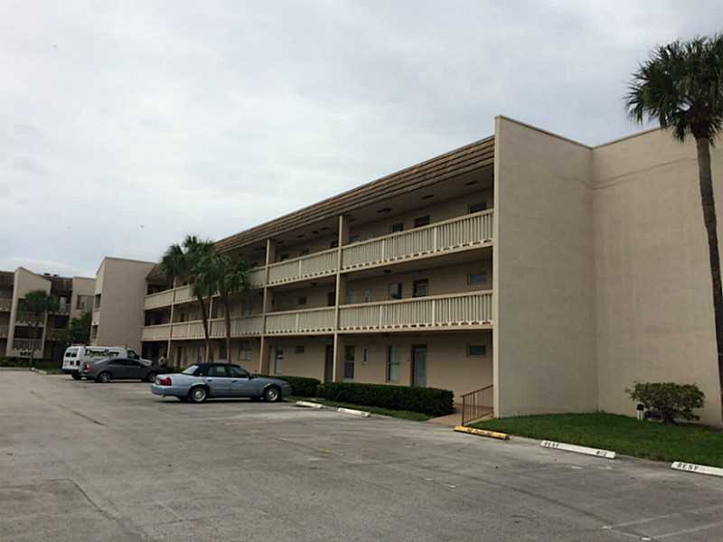 6051 NW 61 Avenue #210, Tamarac, FL 33319
