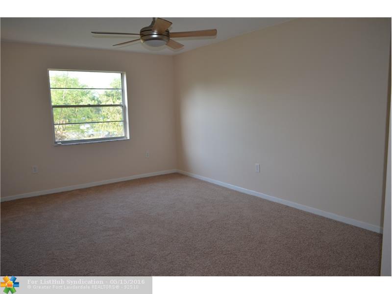 5180 E Sabal Palm Blvd 222, Tamarac, FL 33319