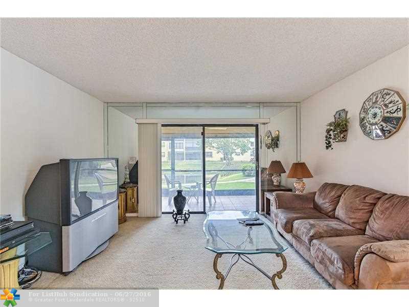 4965 E Sabal Palm Blvd 112, Tamarac, FL 33319