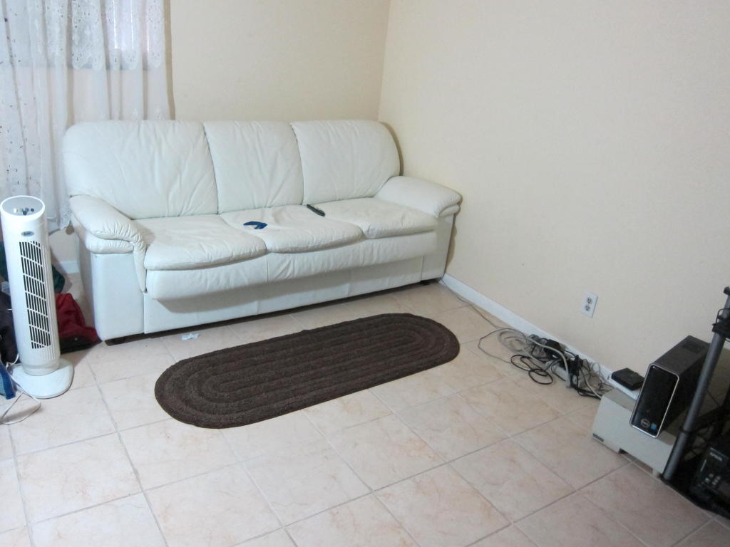 7080 Environ Boulevard, Lauderhill, FL 33319