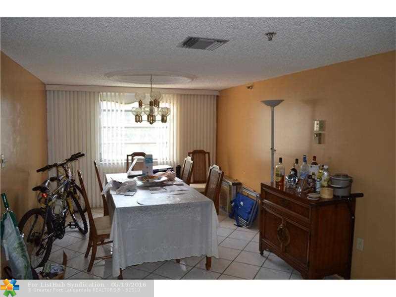 3940 Inverrary Blvd A-301, Lauderhill, FL 33319