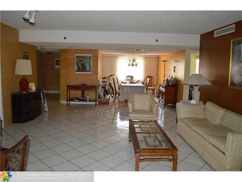 3940 Inverrary Blvd A-301, Lauderhill, FL 33319