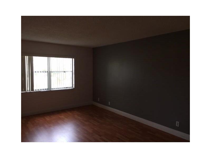 6260 South FALLS CIRCLE DR, Lauderhill, FL 33319