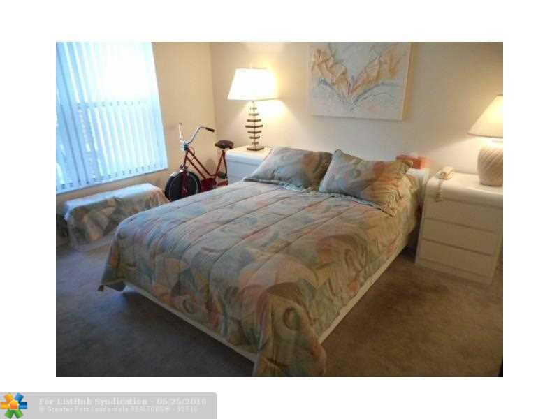 3660 Inverrary Dr 2I, Lauderhill, FL 33319