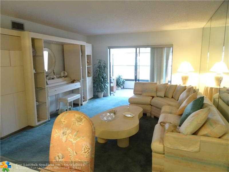 4960 E Sabal Palm Blvd 110, Tamarac, FL 33319