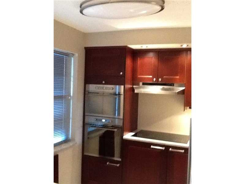3361 NW 47th Ter 425, Lauderdale Lakes, FL 33319