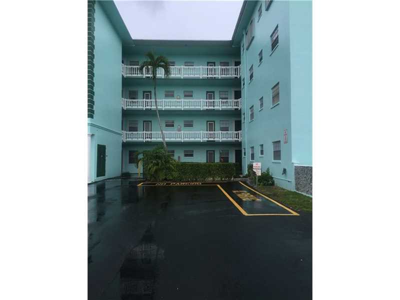 4141 Northwest 44th Ave, Lauderdale Lakes, FL 33319