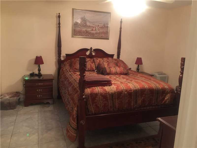 4141 Northwest 44th Ave, Lauderdale Lakes, FL 33319