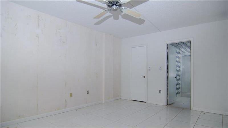 4160 Inverrary Dr # 511, Lauderhill, FL 33319