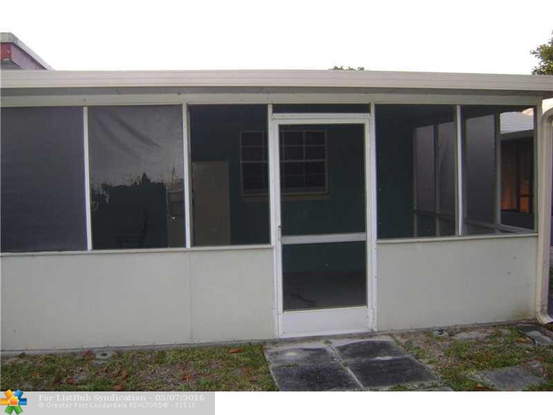 4720 NW 44th St, Tamarac, FL 33319