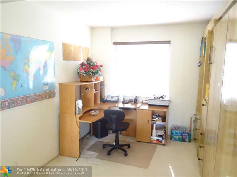 6010 S Falls Circle Dr 405, Lauderhill, FL 33319