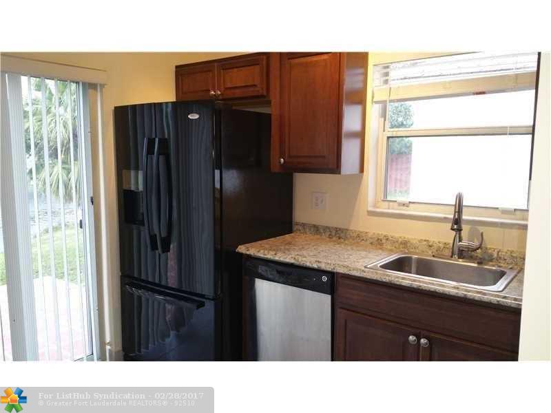6865 NW 69th Ct, Tamarac, FL 33321