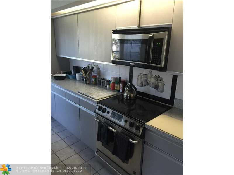 8484 NW 78th Ct 2, Tamarac, FL 33321