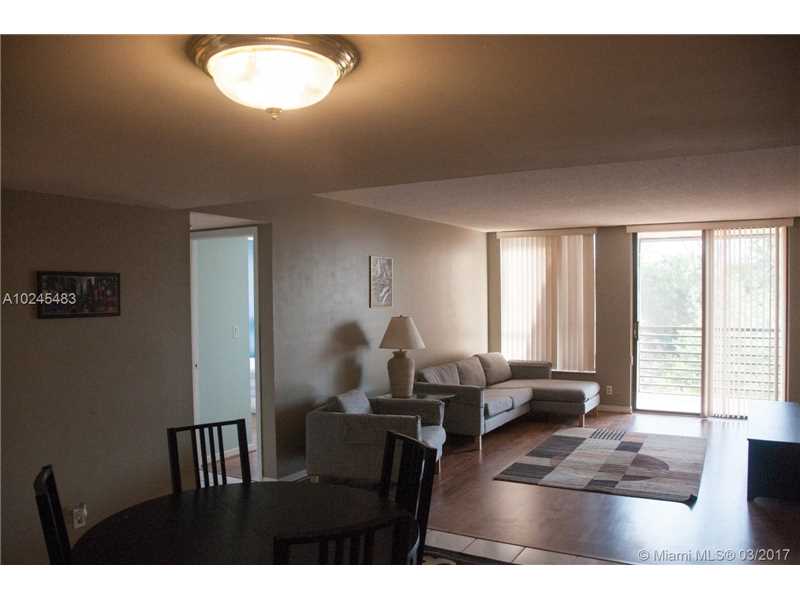 6301 North University Dr, Tamarac, FL 33321