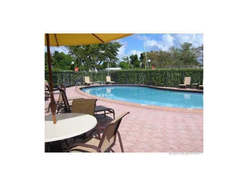 7900 South Colony Cir S, Tamarac, FL 33321