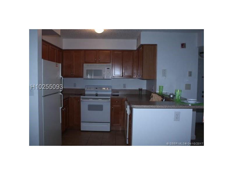 7630Westwood Dr, Tamarac, FL 33321