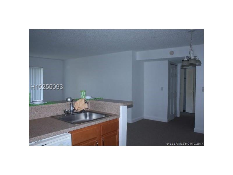 7630Westwood Dr, Tamarac, FL 33321