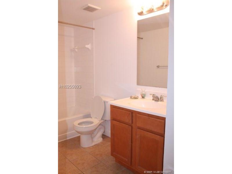 7630Westwood Dr, Tamarac, FL 33321