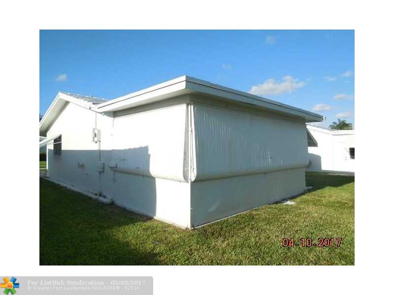 7116 NW 73rd St, Tamarac, FL 33321