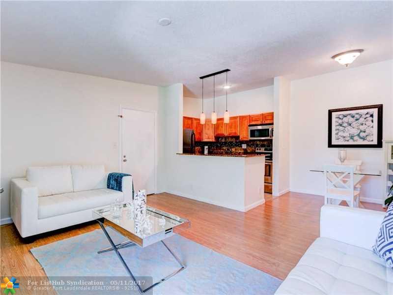 9415 W Mcnab Rd 9415, Tamarac, FL 33321